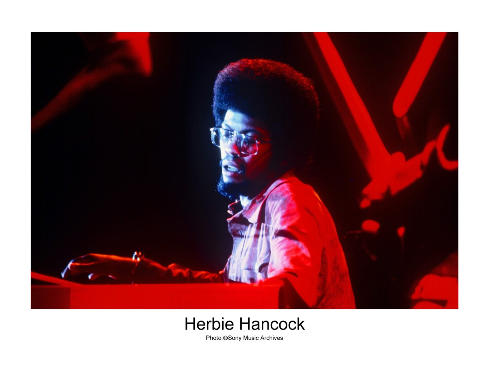 ハービー・ハンコックの最高傑作『ヘッド・ハンターズ』が、最新マスタリング、SACDマルチ・ハイブリッド・エディションで復刻！ 9月9日発売