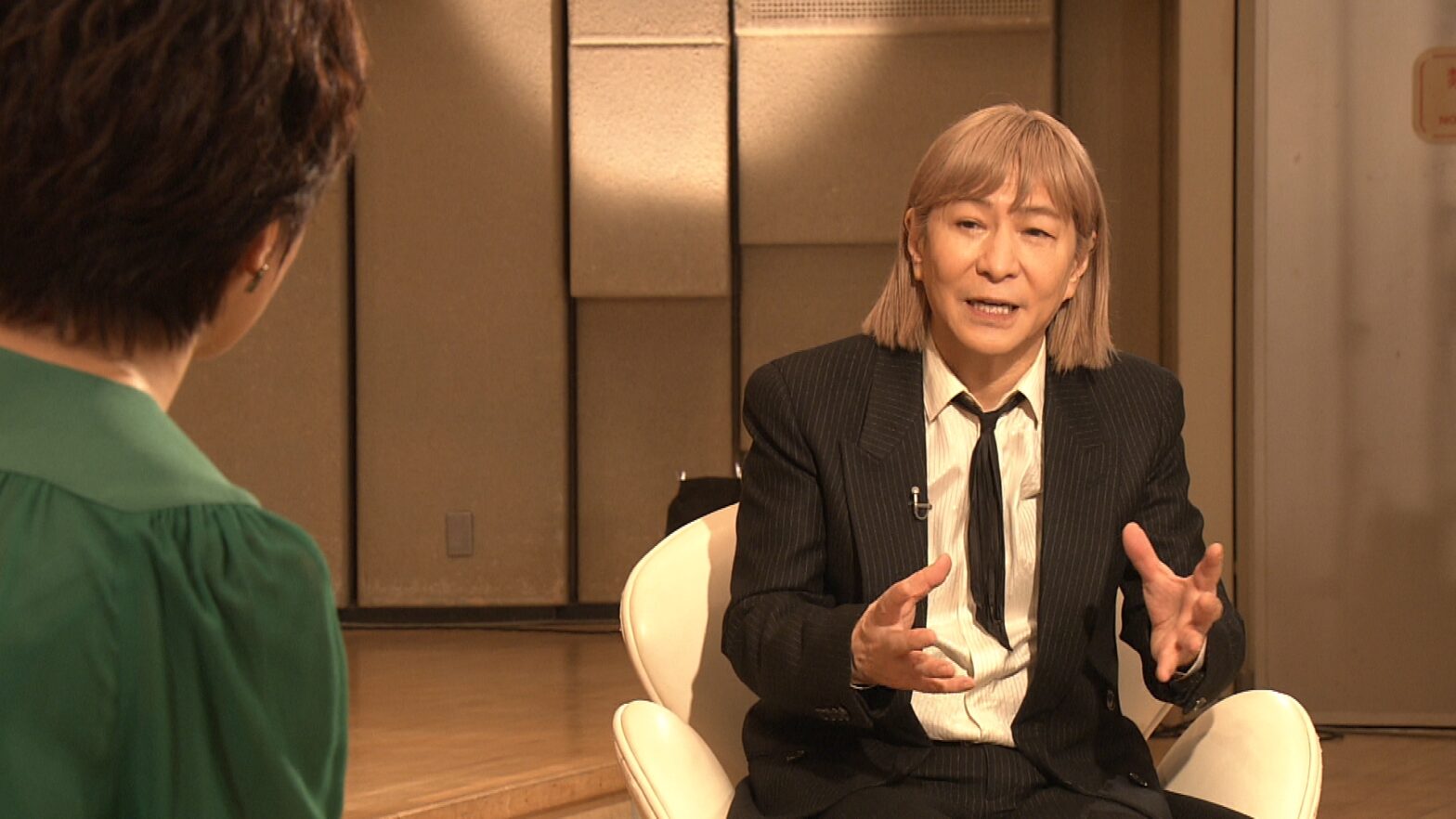 小室哲哉、インタビュー特番が 2023年 2月18日（土）1100 〜 Nhk Bsプレミアム で 放送！「インタビューここから『音楽家 小室哲哉 完全版』」！ 昨年 Nhk 総合テレビで 4409